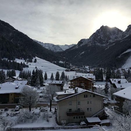 Ciasa Sot Croze Apartamento Pozza di Fassa Exterior foto
